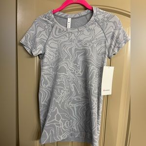 Lululemon swiftly tech size 4 full length new with tags